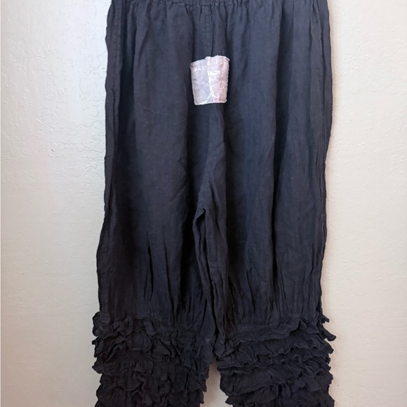 Magnolia Pearl Black Ruffled bloomers with dress - Picture 8 of 10